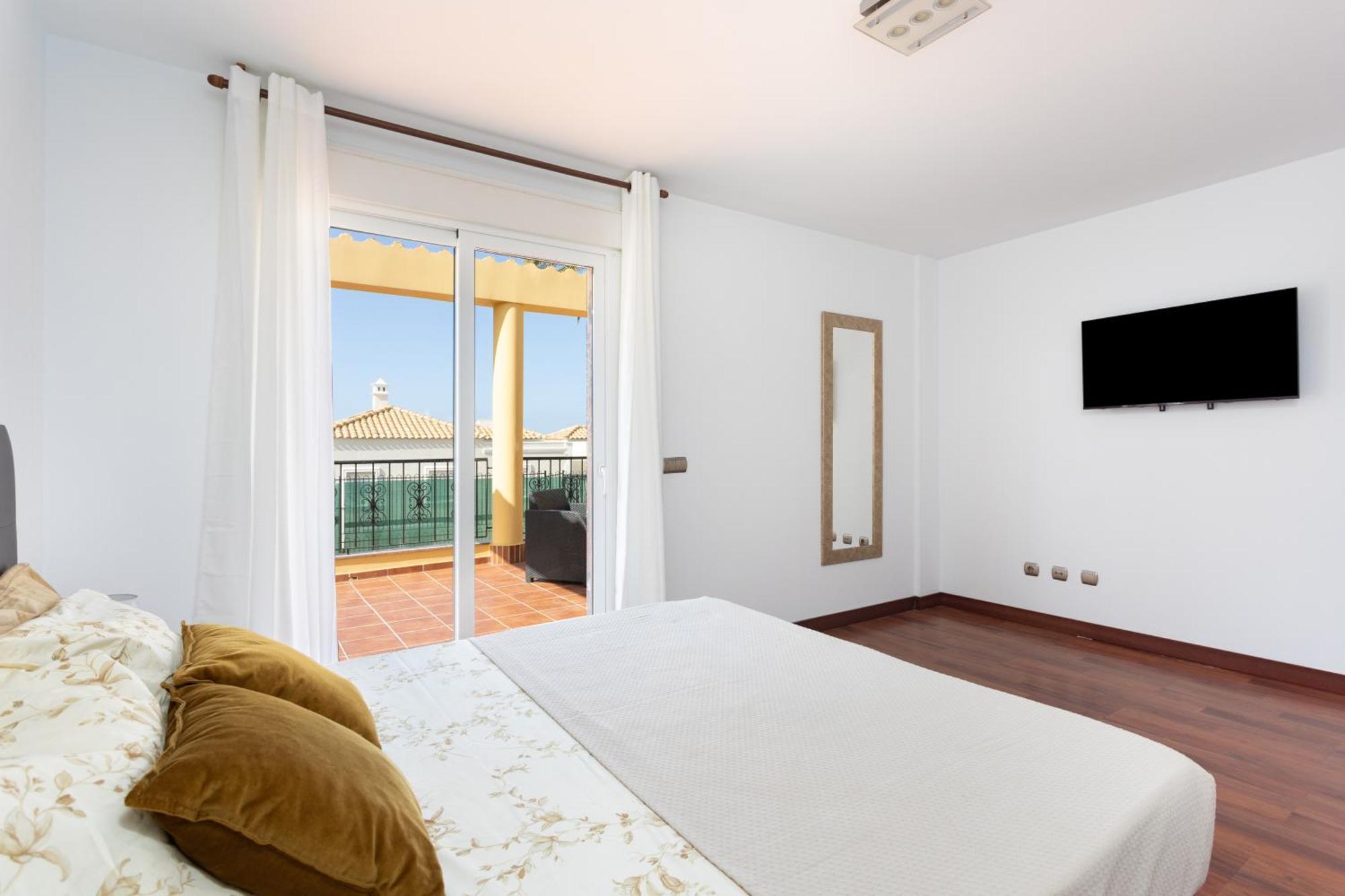 Classbnb - Exclusive Villa With Private Pool 1 Kilometer From Los Cristianos Beach Exterior photo